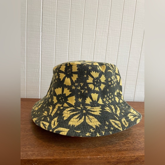 ROLLA'S Accessories - ROLLA'S Australia ‘Hunter’ Black and Yellow Floral Patterned Bucket Hat